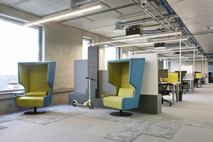 盤點(diǎn)國外金融辦公室設(shè)計案例